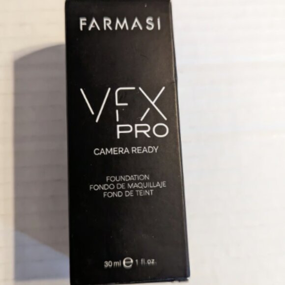 Farmasi VFX PRO Camera Ready Foundation / Natural Beige (#10) - 30ml./1 fl.oz - Picture 4 of 5